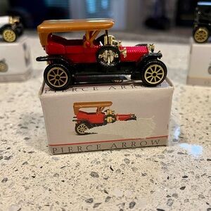 Vintage Readers Digest Classic Mini Die-cast Antique Car Replica-Lot of 5 Units